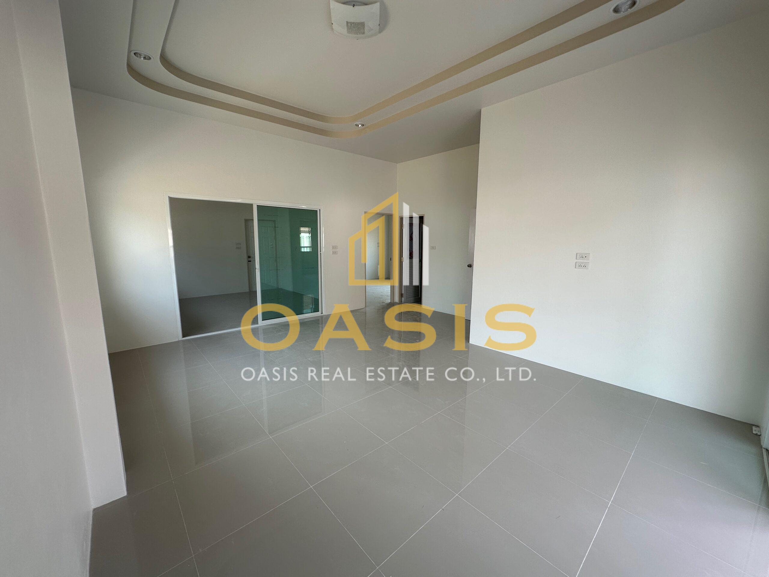 Ready-to-Move-In Single House with Complete Functions on 50 sq.wah Land