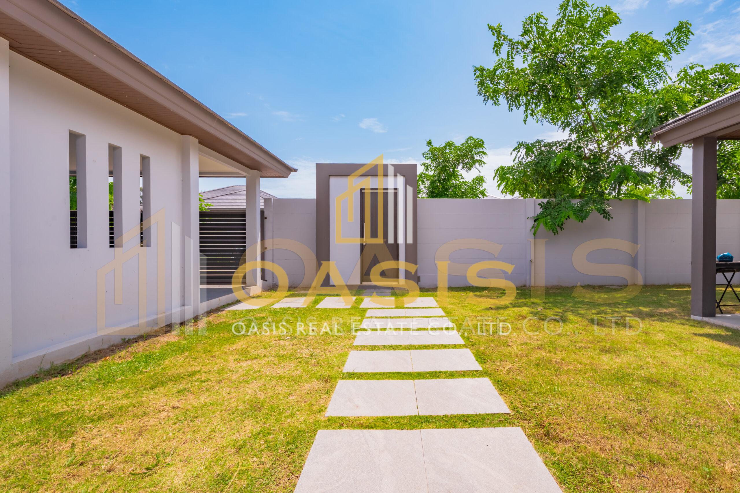 Modern Pool Villa in Baan Pattaya 6 for sale