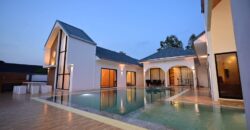 Luxury 4 Bedroom Pool villa Phonenix Golf Course for sale