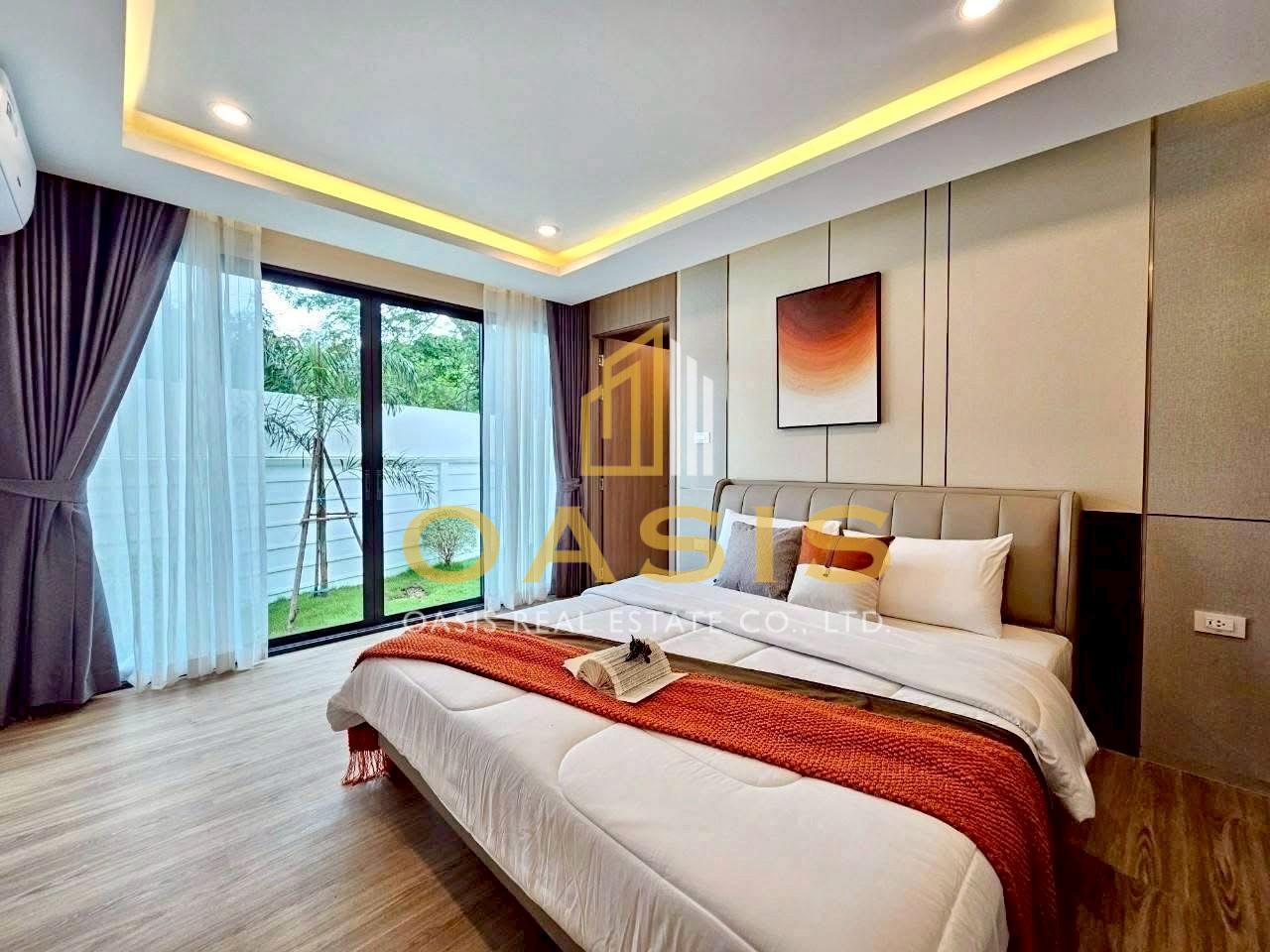 Newly Built 2-Storey Pool Villa for Sale Near By Jomtien Beach