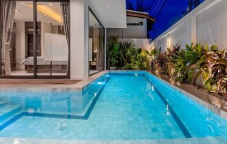 Modern Luxury Pool Villa located in a prime area of Pattaya on Thappraya Road