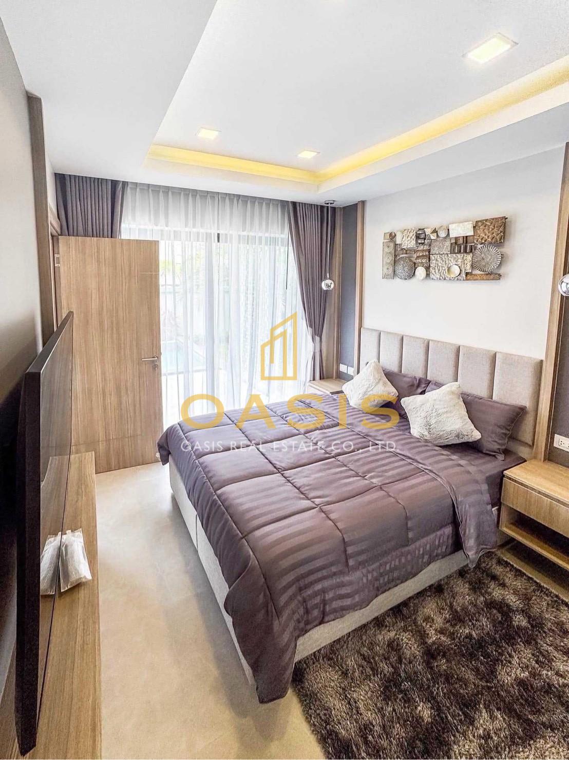 Prime Corner Pool Villa in Central Pattaya