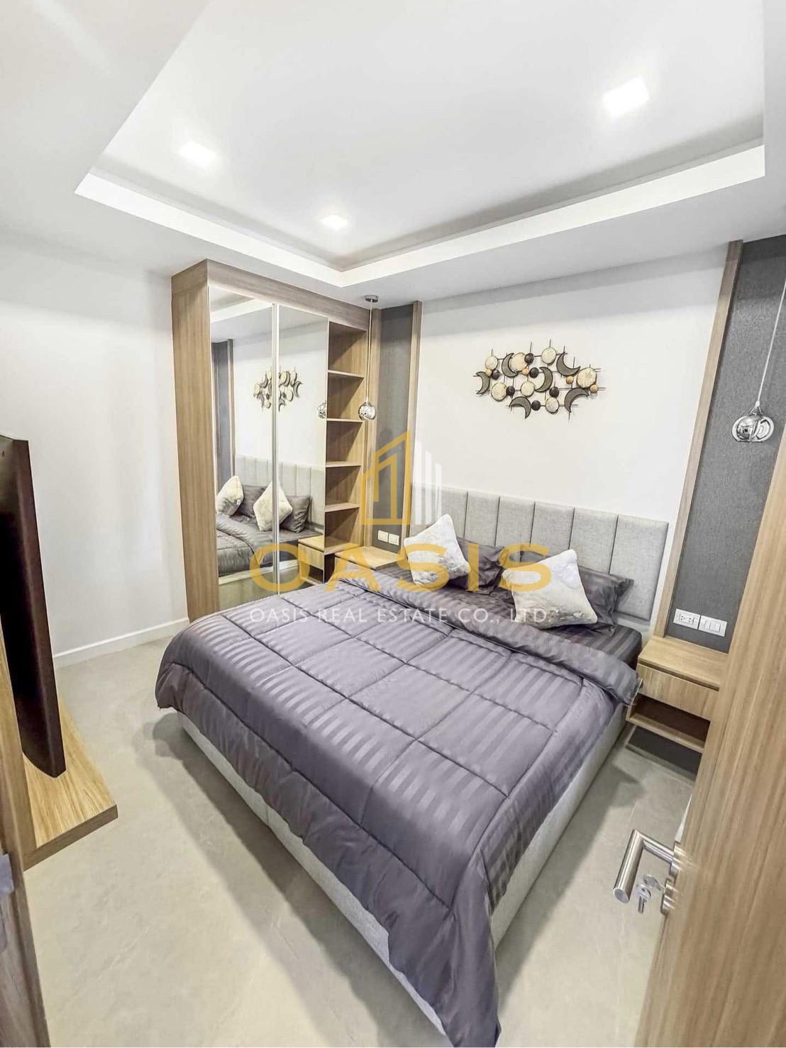 Prime Corner Pool Villa in Central Pattaya