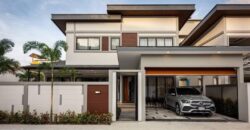 stunning pool villa located in the heart of Pattaya’s seaside zone