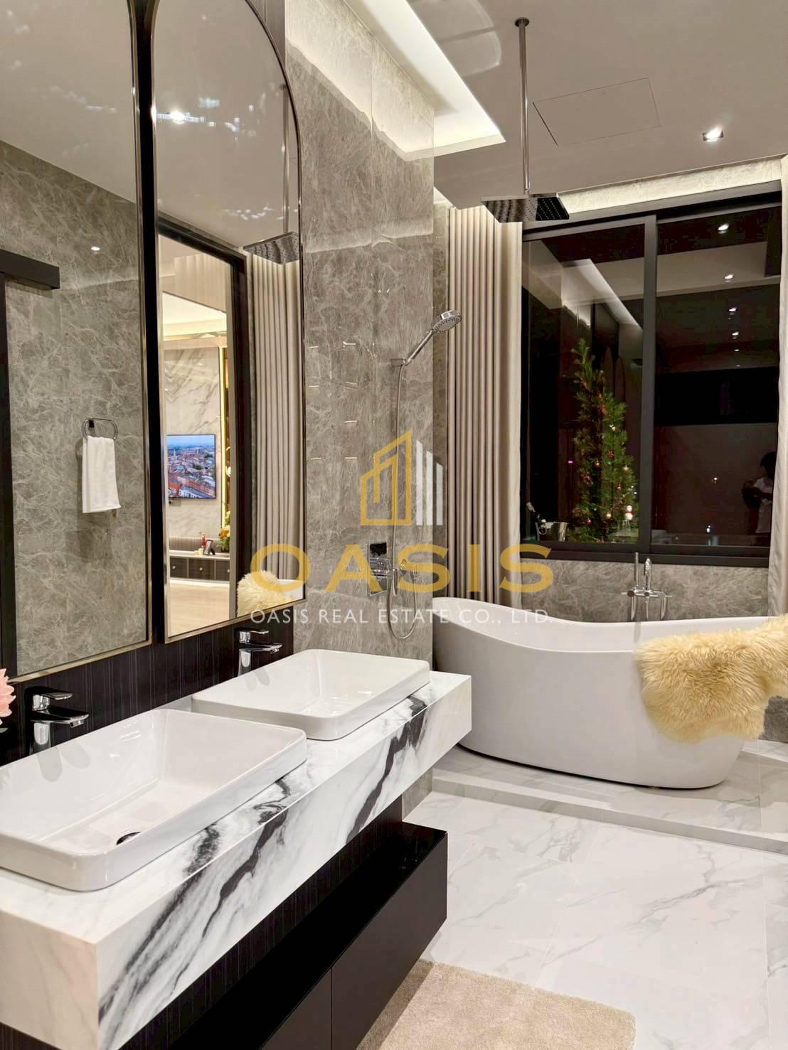 Luxury Modern Pool Villa – Ready to Move In | Fully Furnished