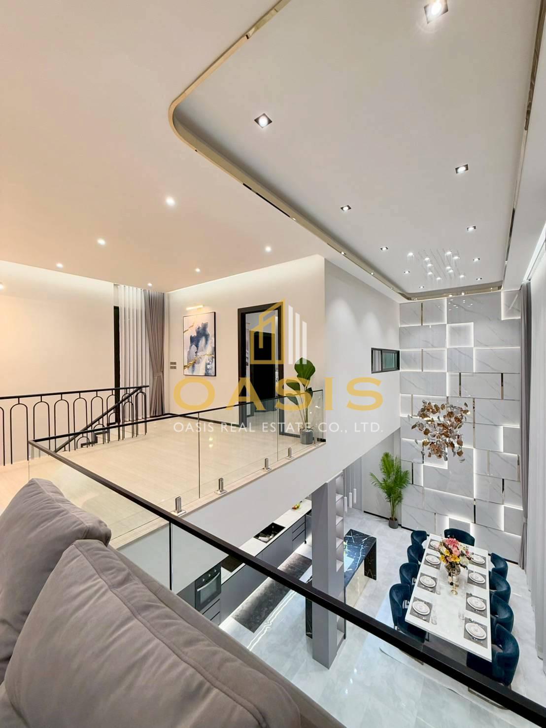 Luxury Modern Pool Villa – Ready to Move In | Fully Furnished