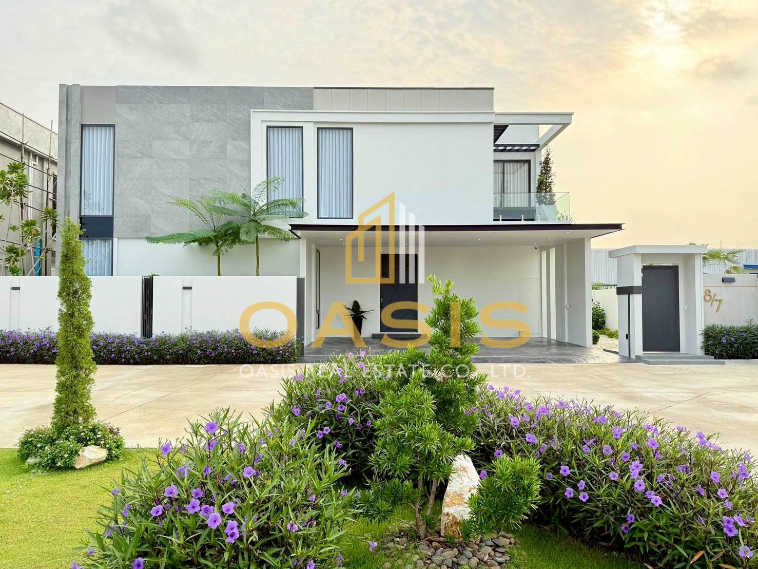 Luxury Modern Pool Villa – Ready to Move In | Fully Furnished