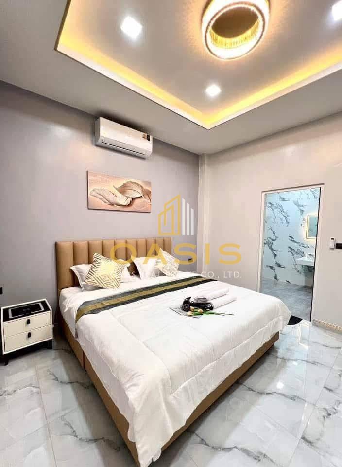 Luxury Pool villa for sale in Na Jomtien