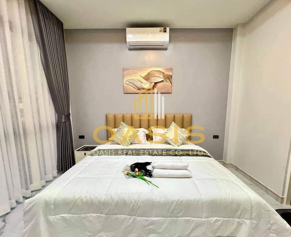 Luxury Pool villa for sale in Na Jomtien