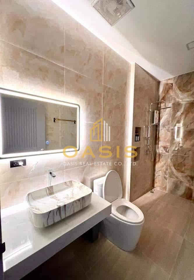 Luxury Pool villa for sale in Na Jomtien