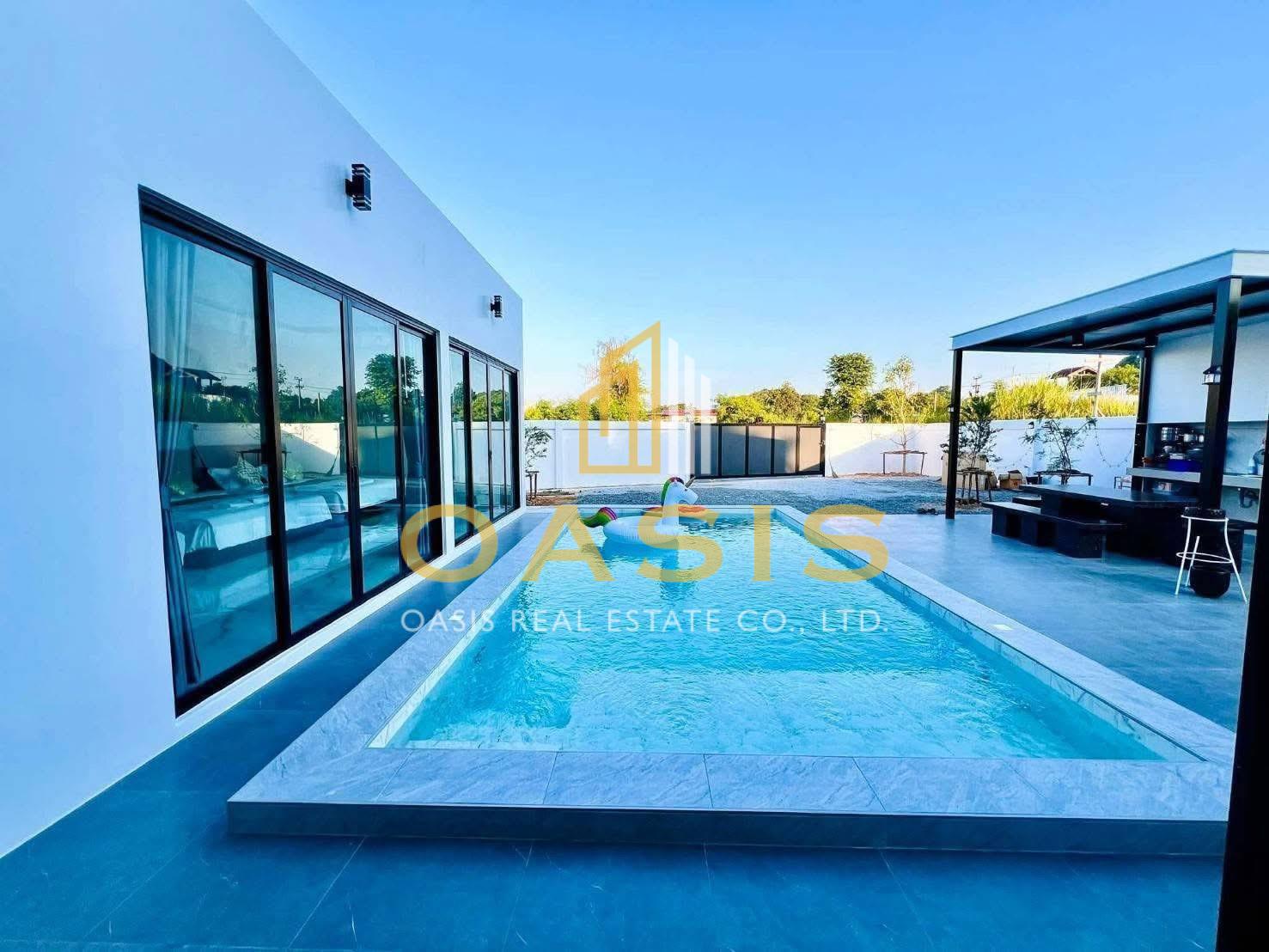 Luxury Pool villa for sale in Na Jomtien