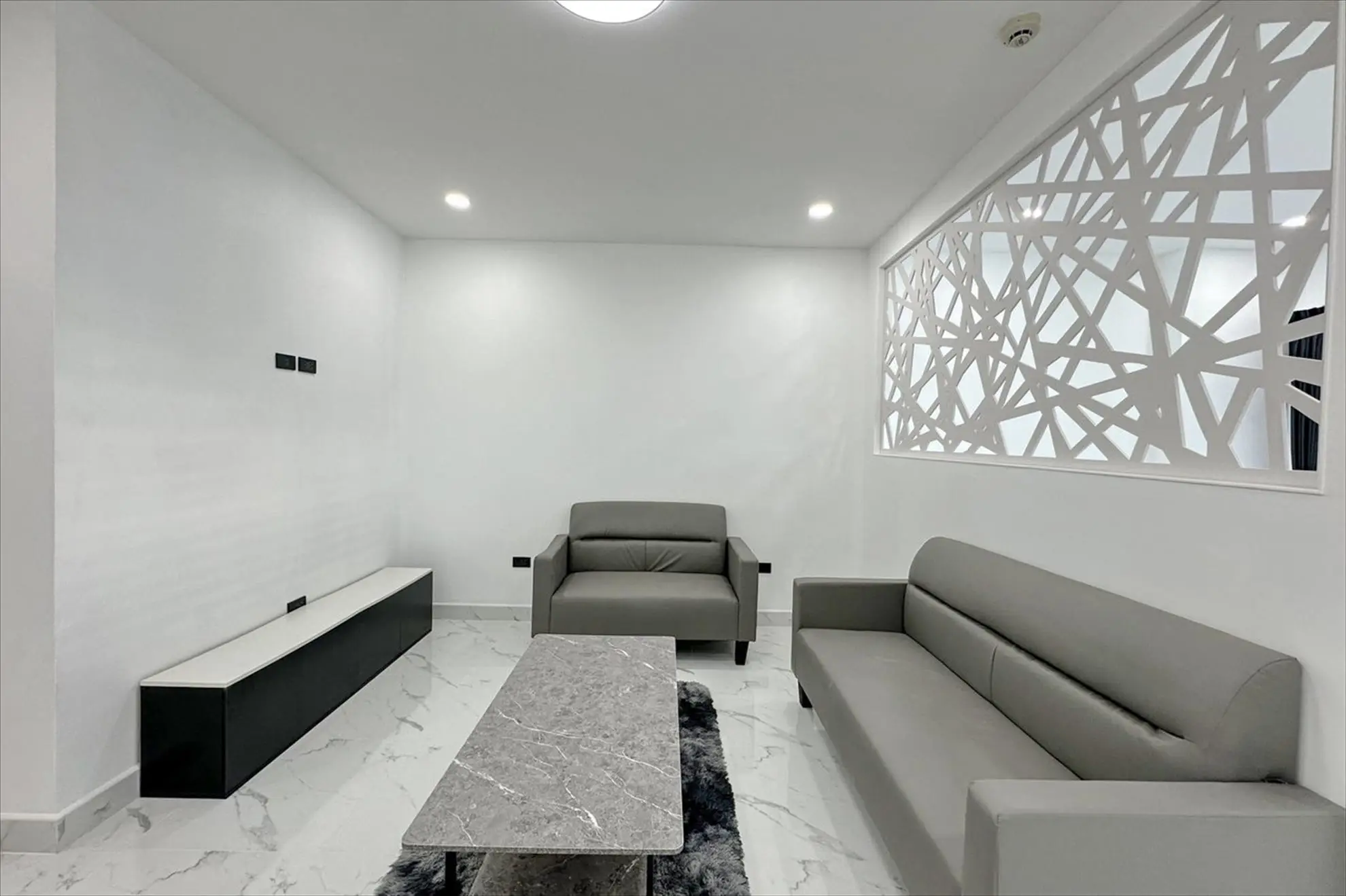 Fully Renovated Sea View Condo for Sale  View Talay 5C