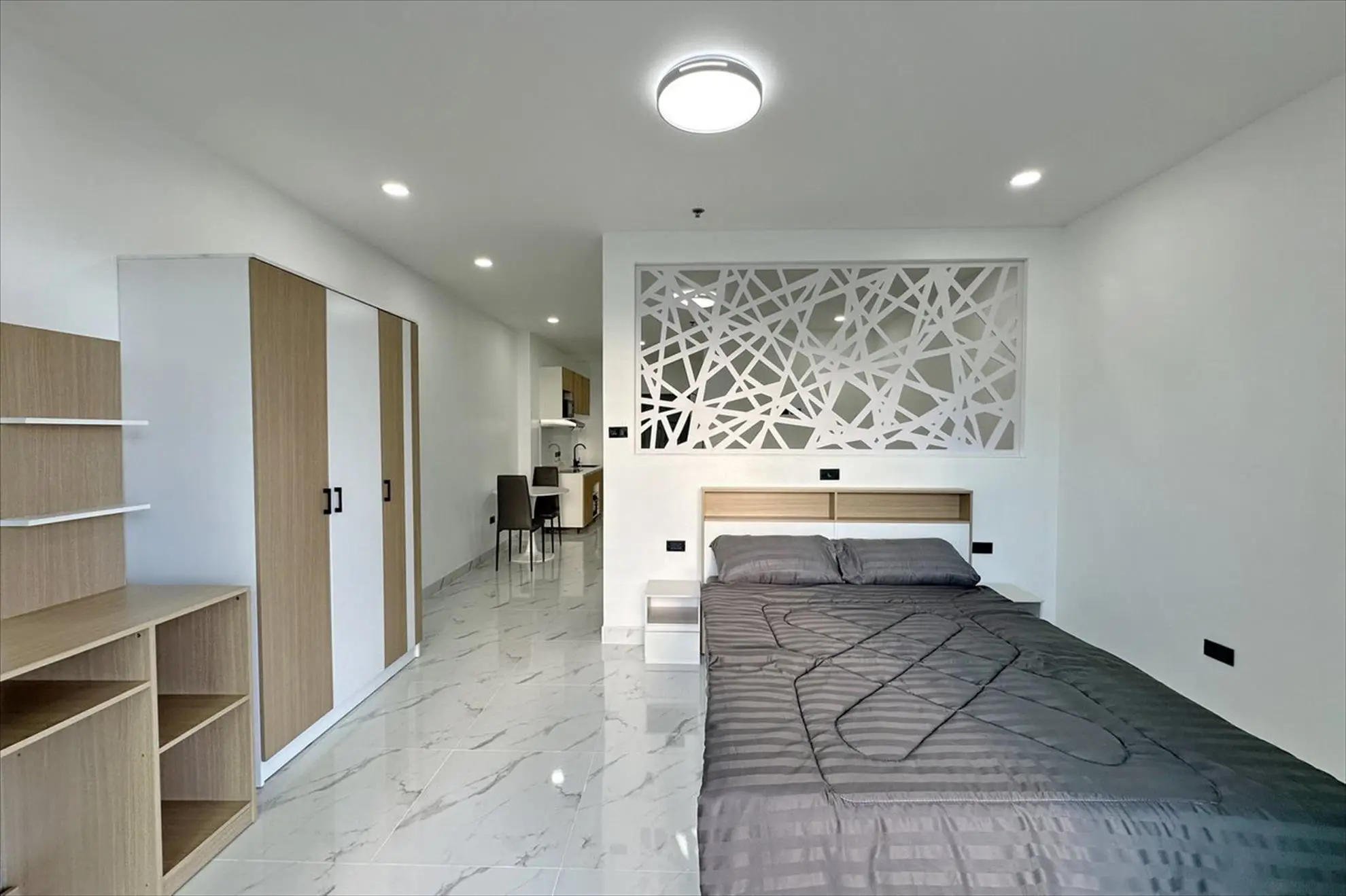 Fully Renovated Sea View Condo for Sale  View Talay 5C