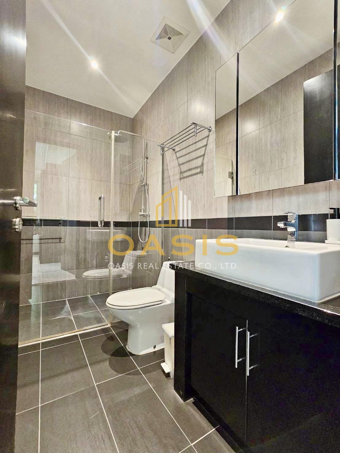 Luxury Pool Villa For Sale  Whispering Palms, Mabprachan