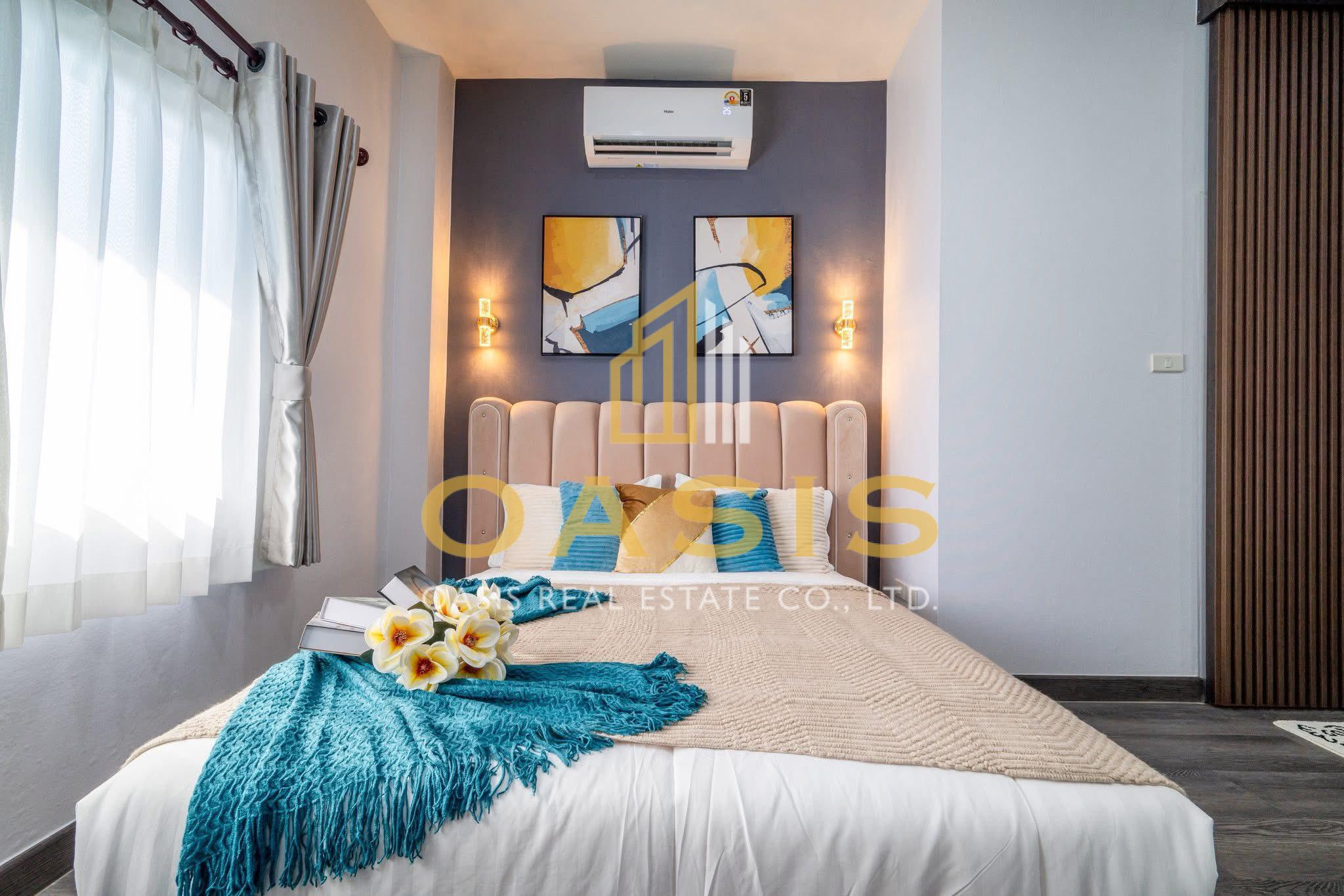 Beautiful Modern Luxury Home for Sale Pattaya Hill Village 2