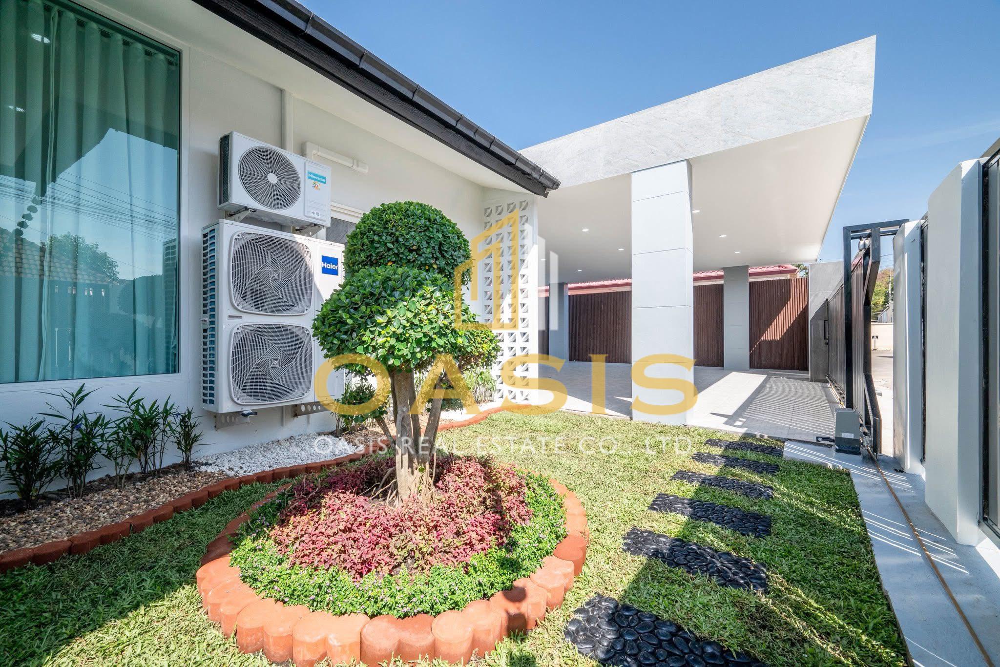 Beautiful Modern Luxury Home for Sale Pattaya Hill Village 2