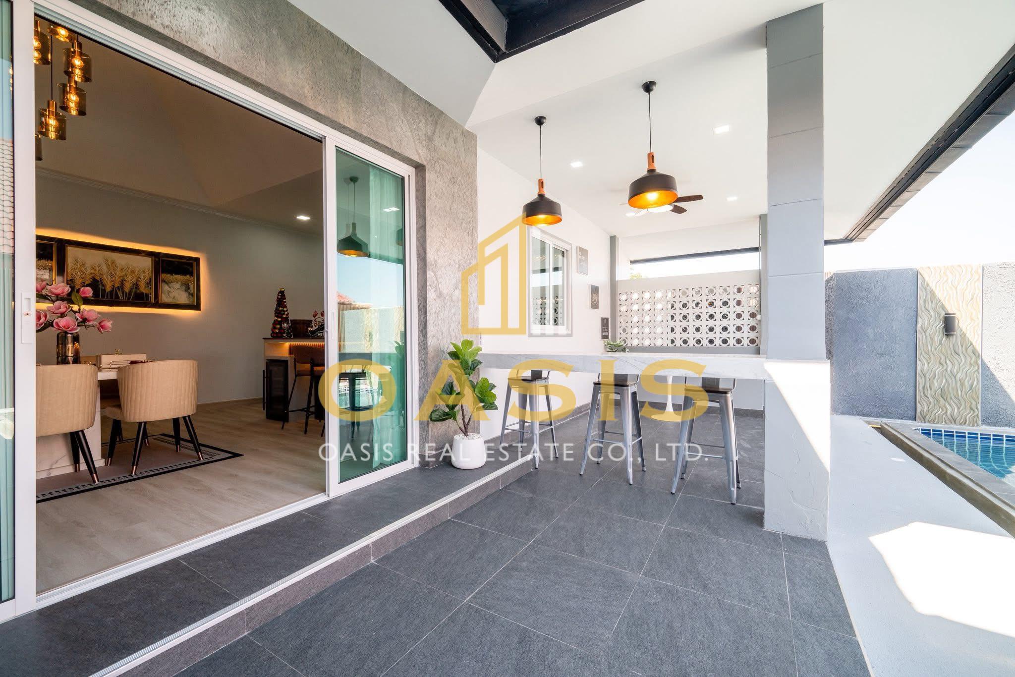 Beautiful Modern Luxury Home for Sale Pattaya Hill Village 2