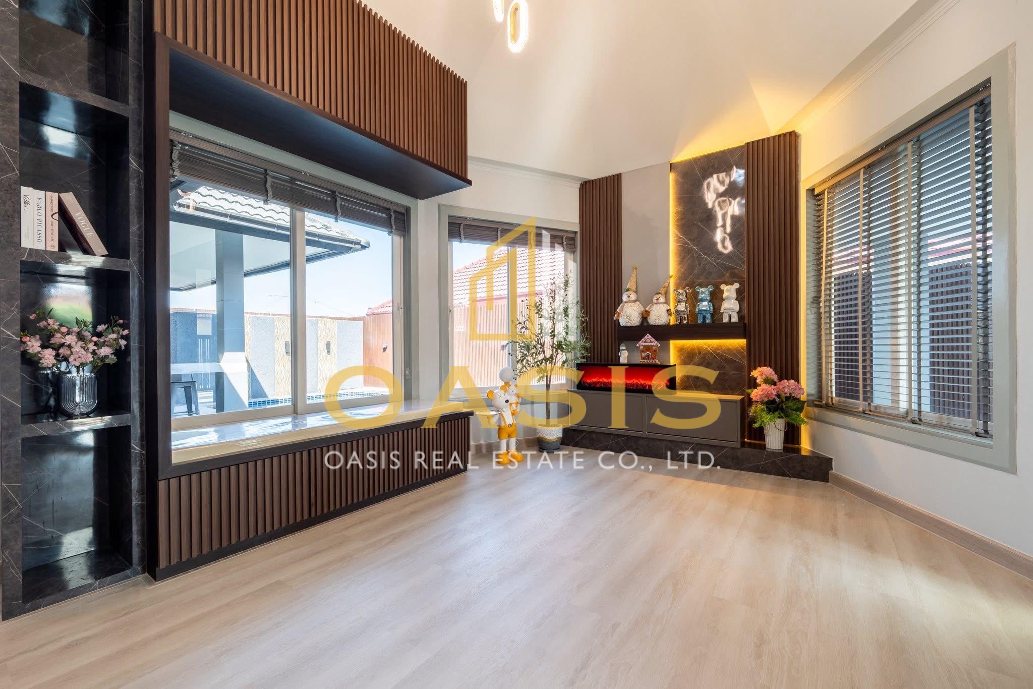 Beautiful Modern Luxury Home for Sale Pattaya Hill Village 2