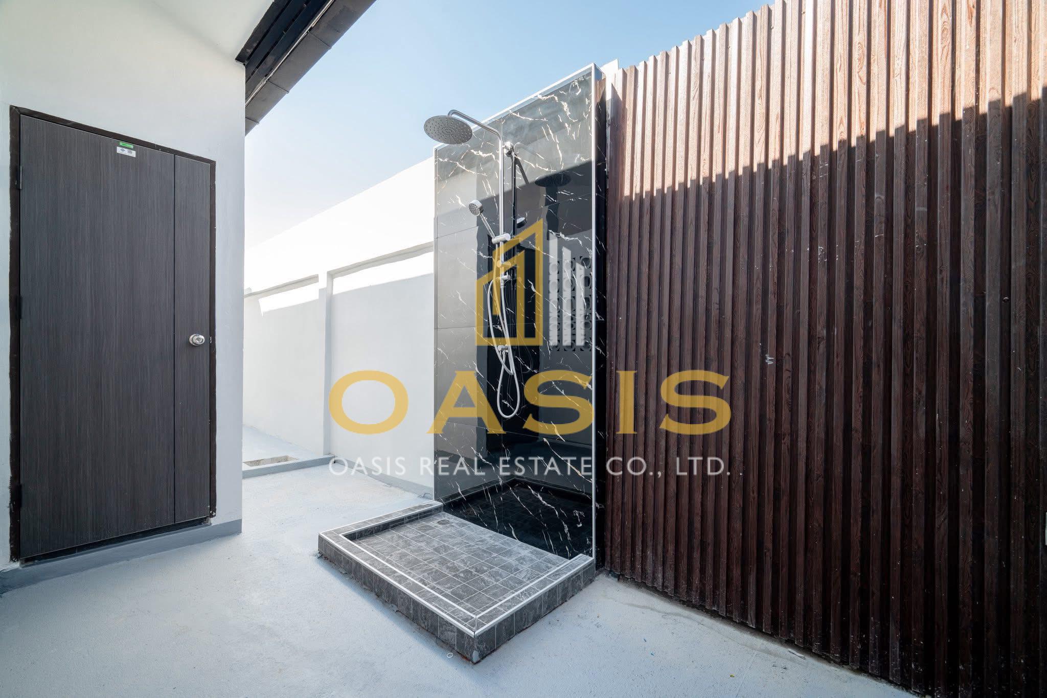 Beautiful Modern Luxury Home for Sale Pattaya Hill Village 2