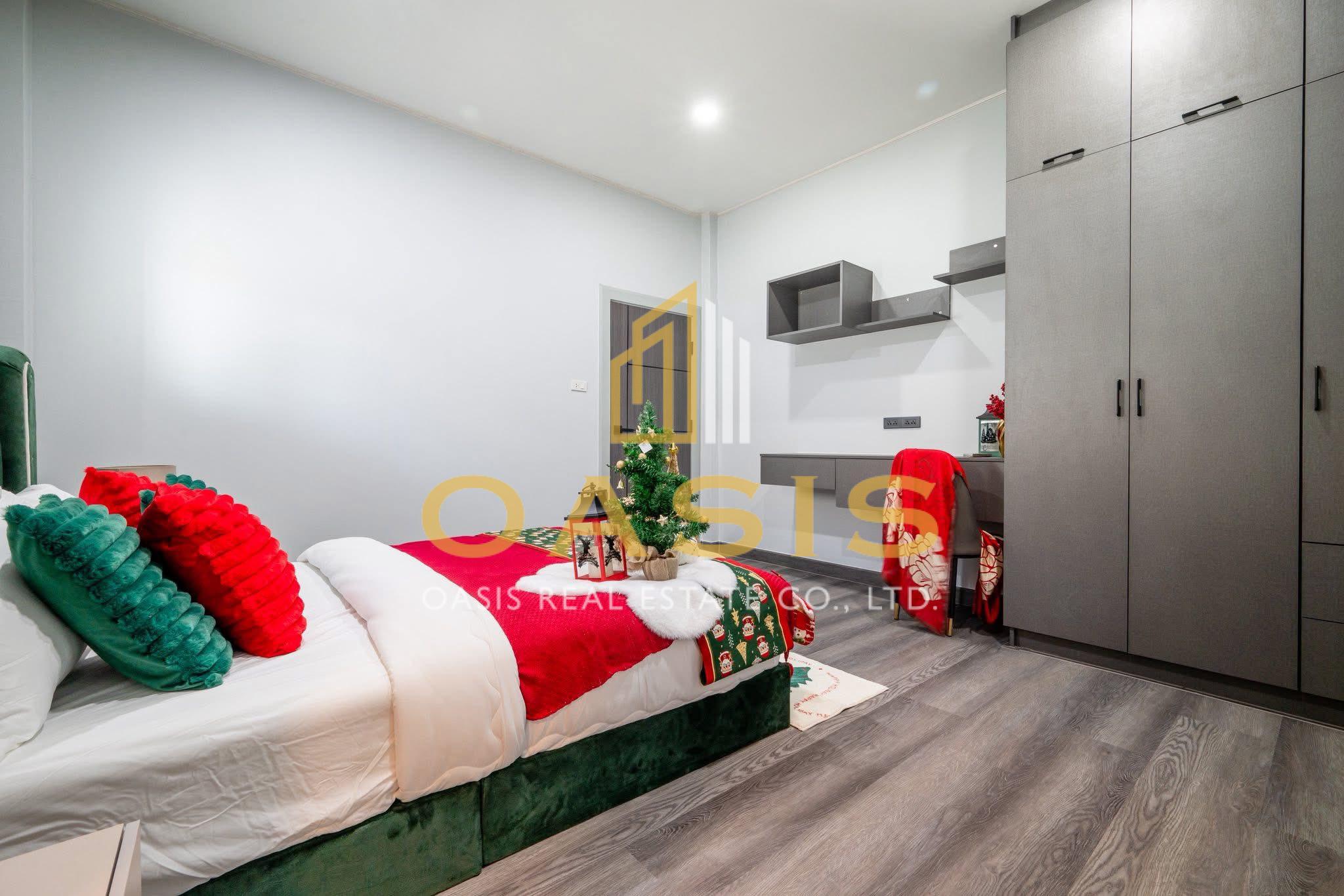 Beautiful Modern Luxury Home for Sale Pattaya Hill Village 2