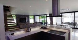 Prestigious Luxury Villa for Sale Pratumnak Soi 5