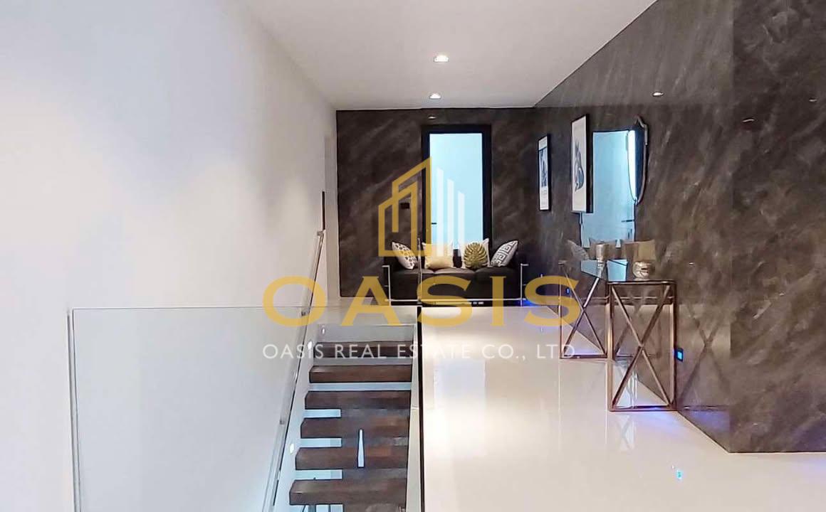 Prestigious Luxury Villa for Sale Pratumnak Soi 5