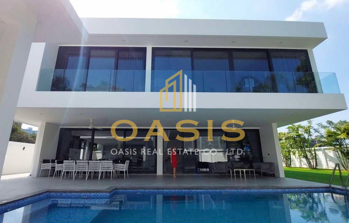 Prestigious Luxury Villa for Sale Pratumnak Soi 5