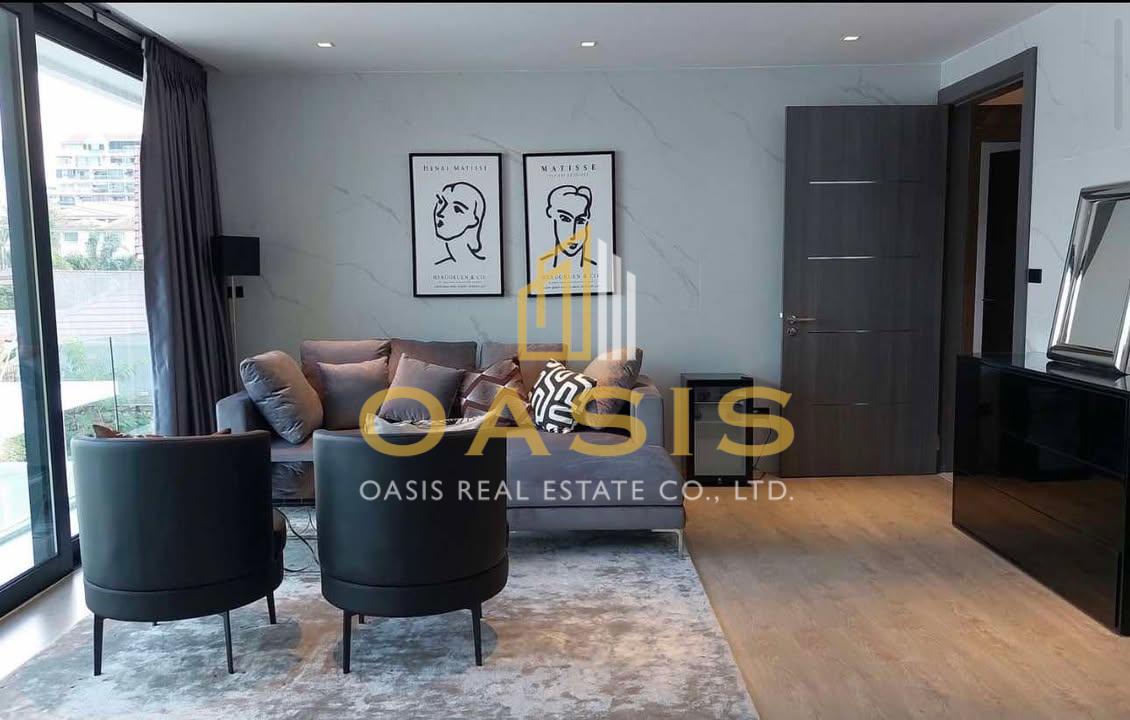 Prestigious Luxury Villa for Sale Pratumnak Soi 5