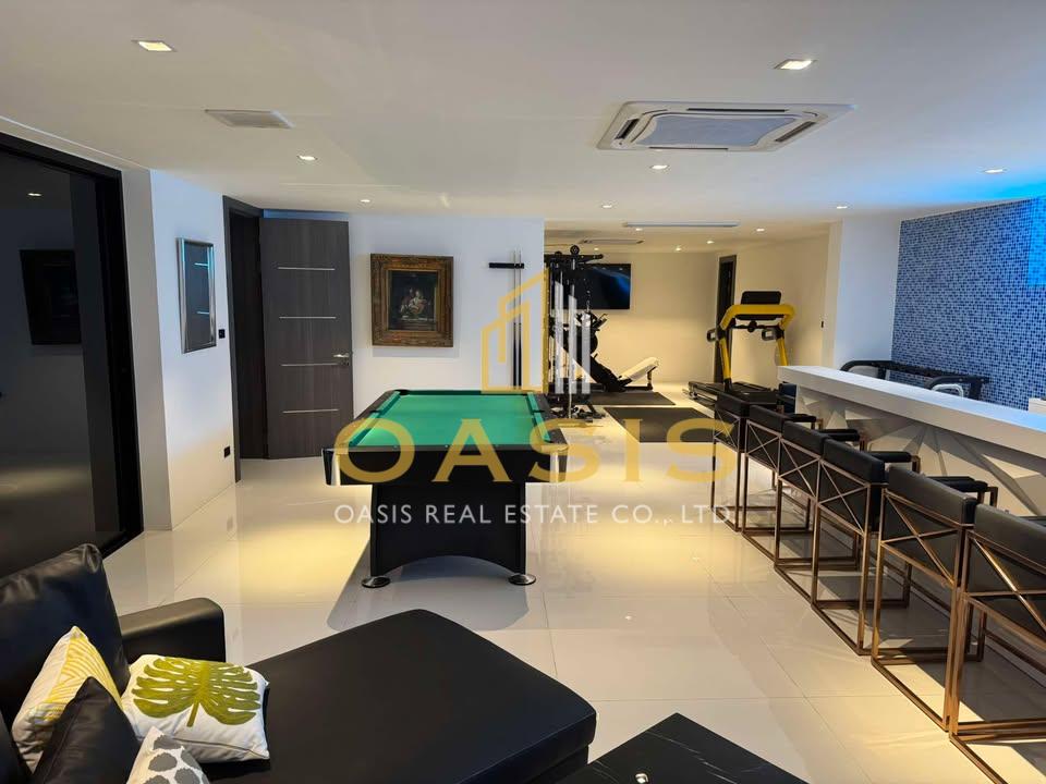 Prestigious Luxury Villa for Sale Pratumnak Soi 5