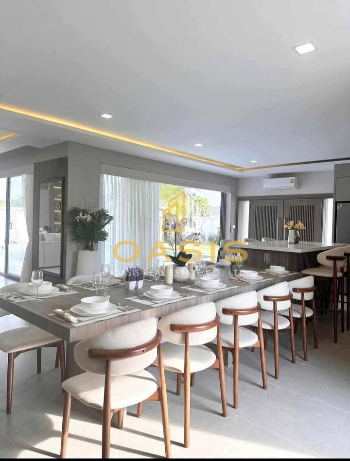 Luxury Modern Style Pool Villa for Sale in Huai Yai Luxury Modern Style Pool Villa for Sale in Huai Yai