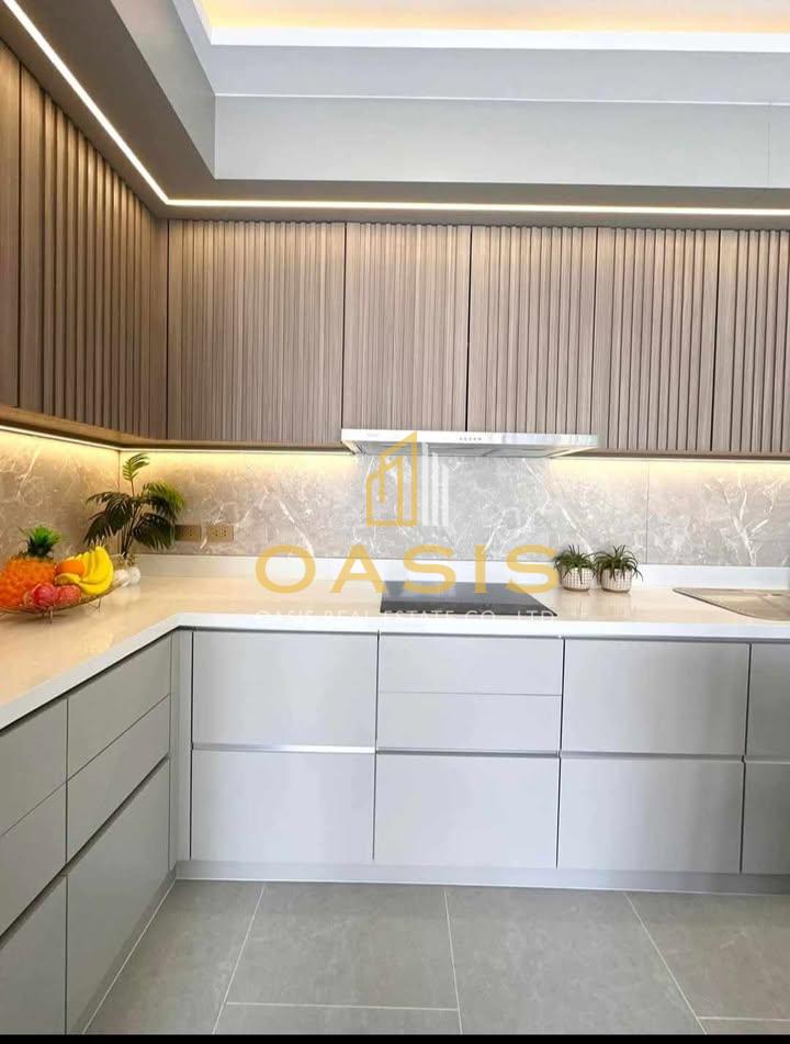 Luxury Modern Style Pool Villa for Sale in Huai Yai Luxury Modern Style Pool Villa for Sale in Huai Yai