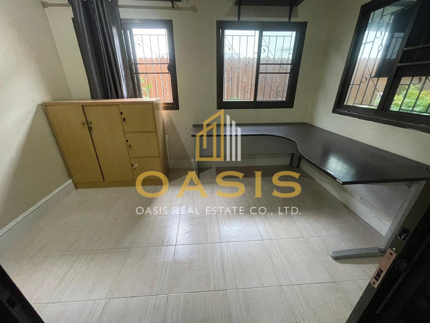 Single-Story House in Phonthep Garden Ville for sale