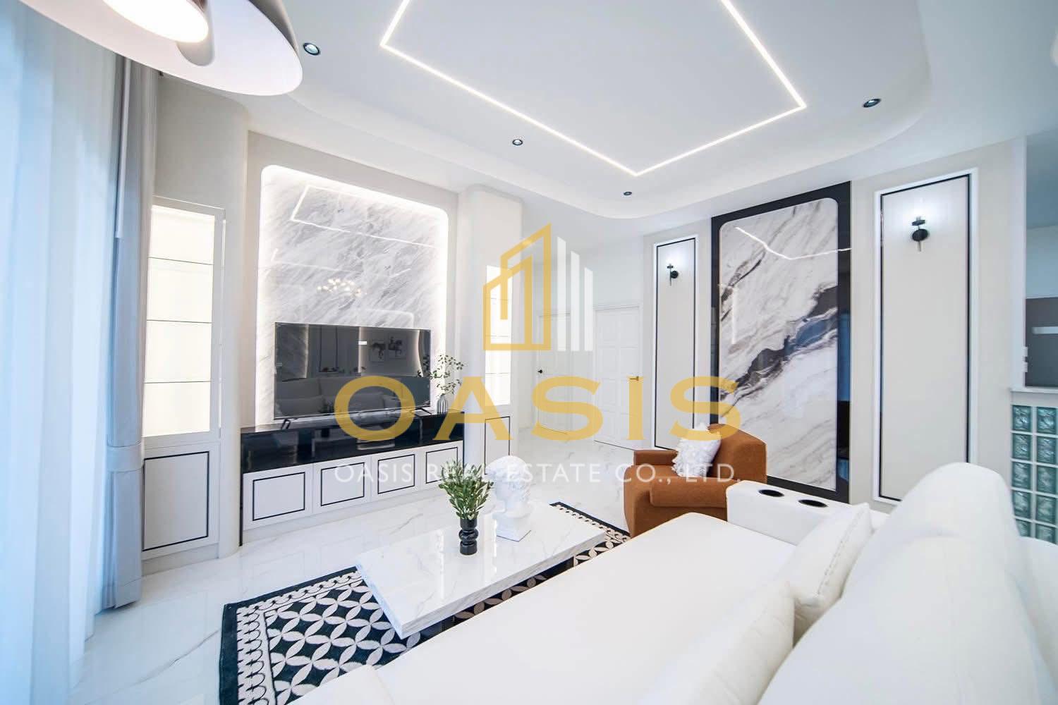 Stunning Single-Storey House for sale