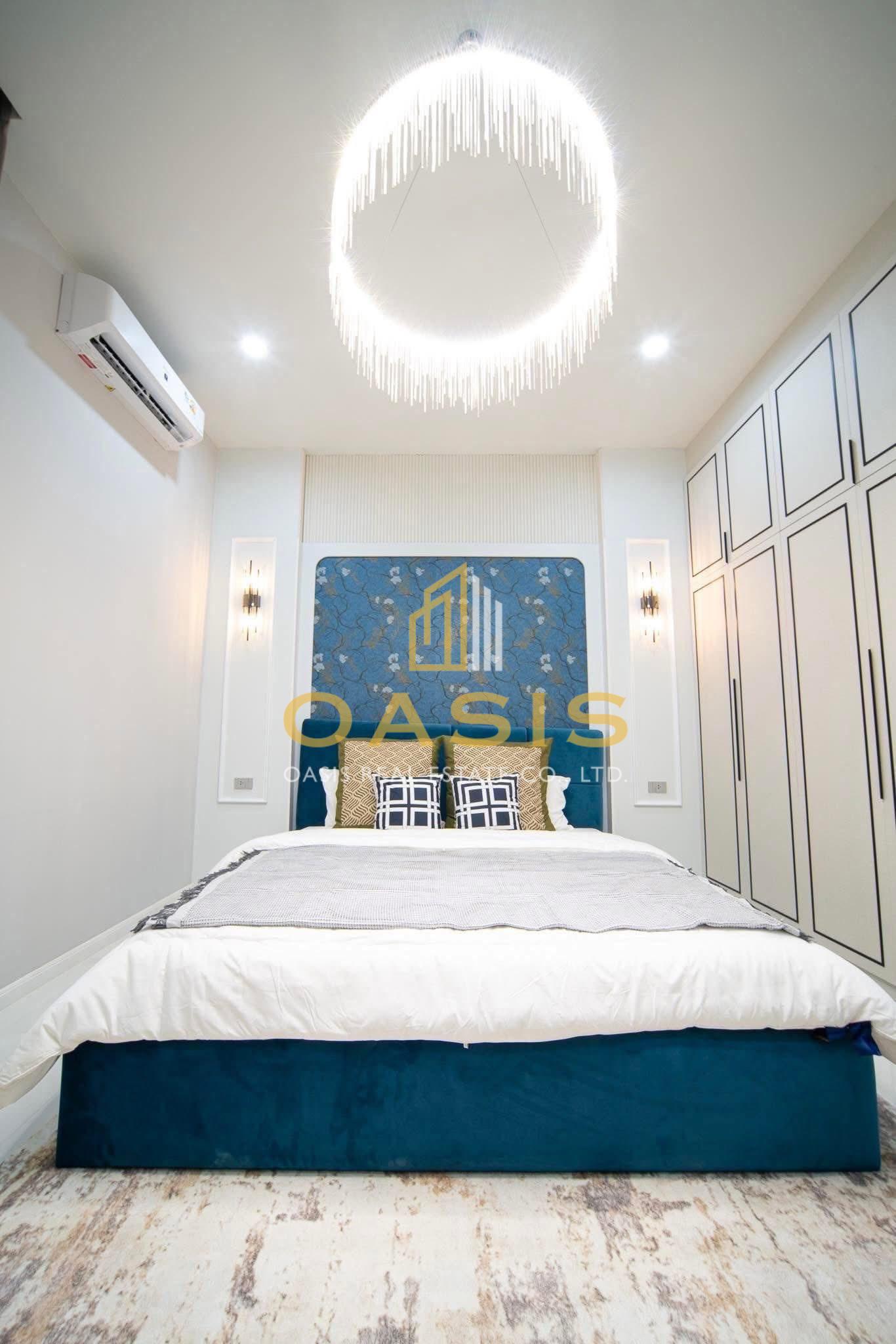 Stunning Single-Storey House for sale