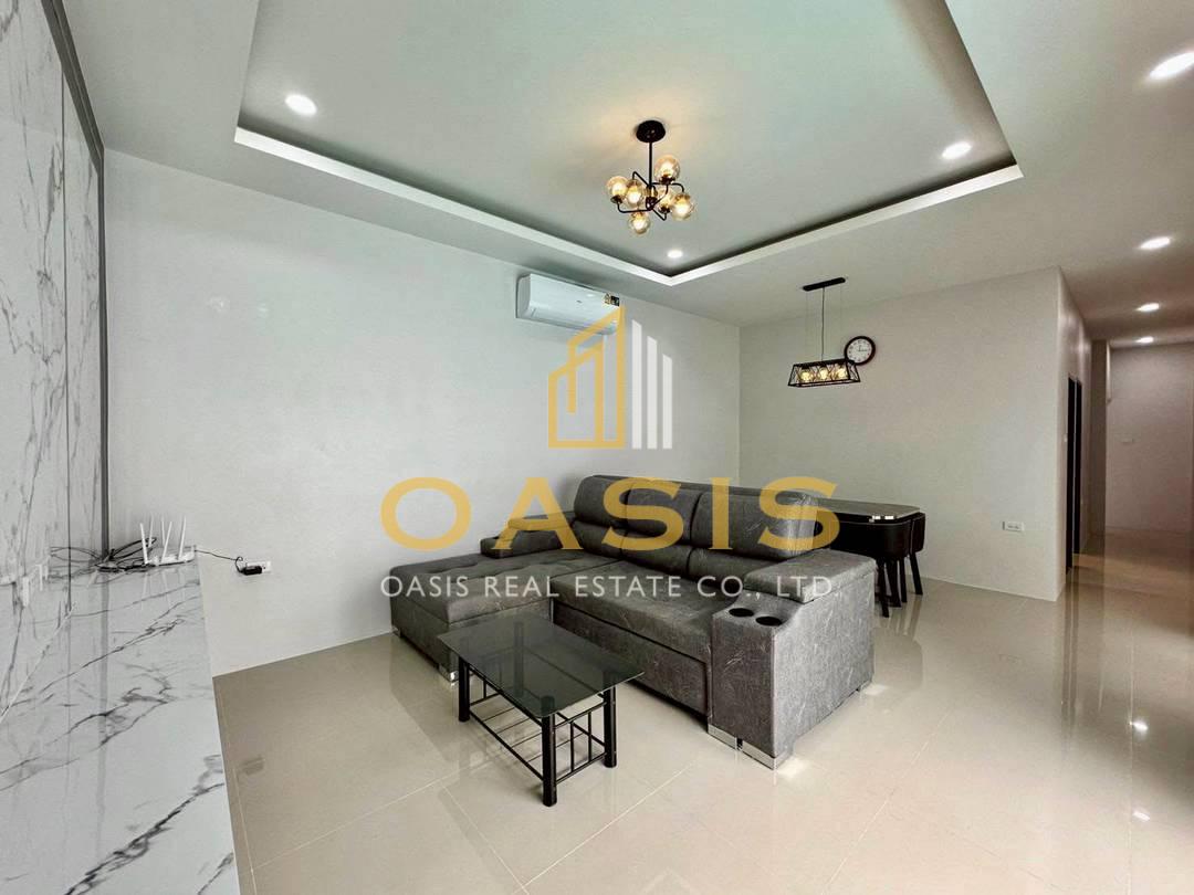 Charming Pool Villa Near Mabprachan Reservoir For Sale