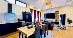 Scandinavian-Style Corner Pool Villa Near Mabprachan Reservoir