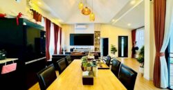 Scandinavian-Style Corner Pool Villa Near Mabprachan Reservoir