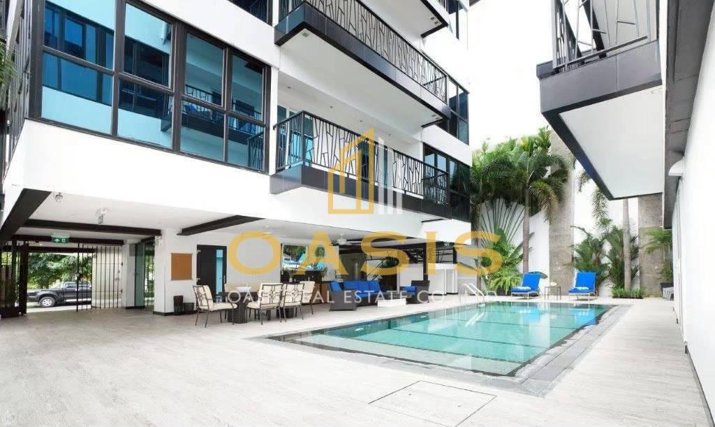 Commercial Luxury Apartment Building for Sale in Pratumnak Soi 5