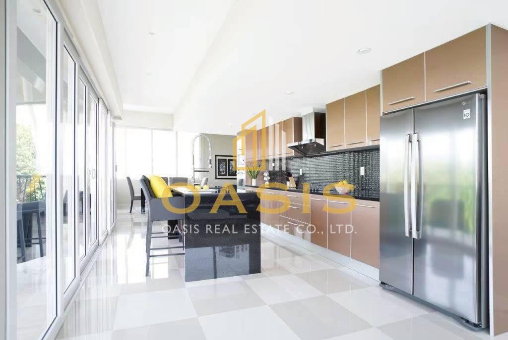 Commercial Luxury Apartment Building for Sale in Pratumnak Soi 5