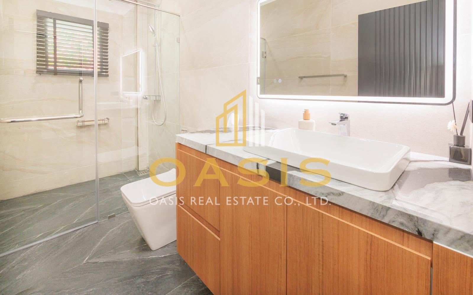 Stunning New Build in Mabprachan Lake – The Village Horseshoe Point FOR SALE