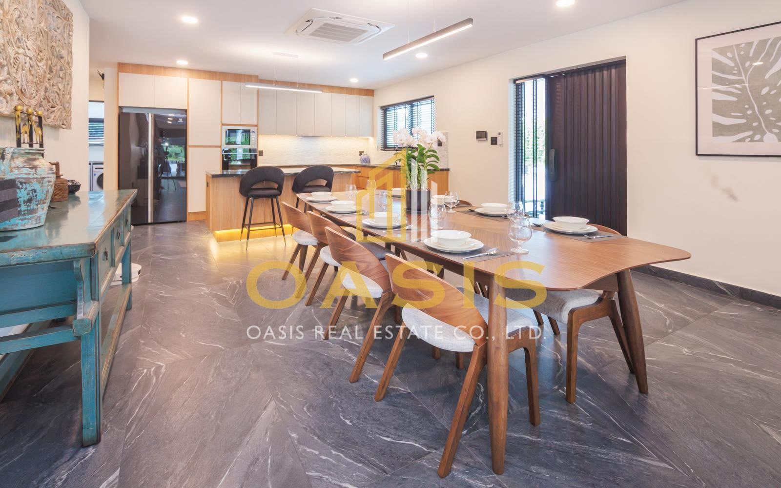 Stunning New Build in Mabprachan Lake – The Village Horseshoe Point FOR SALE