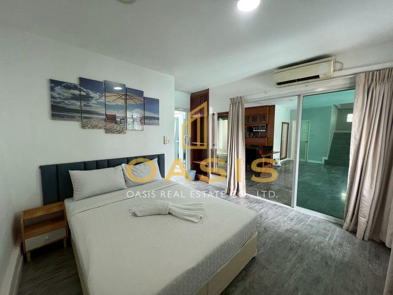 Pool Villa near Jomtien Beach for Sale or Rent