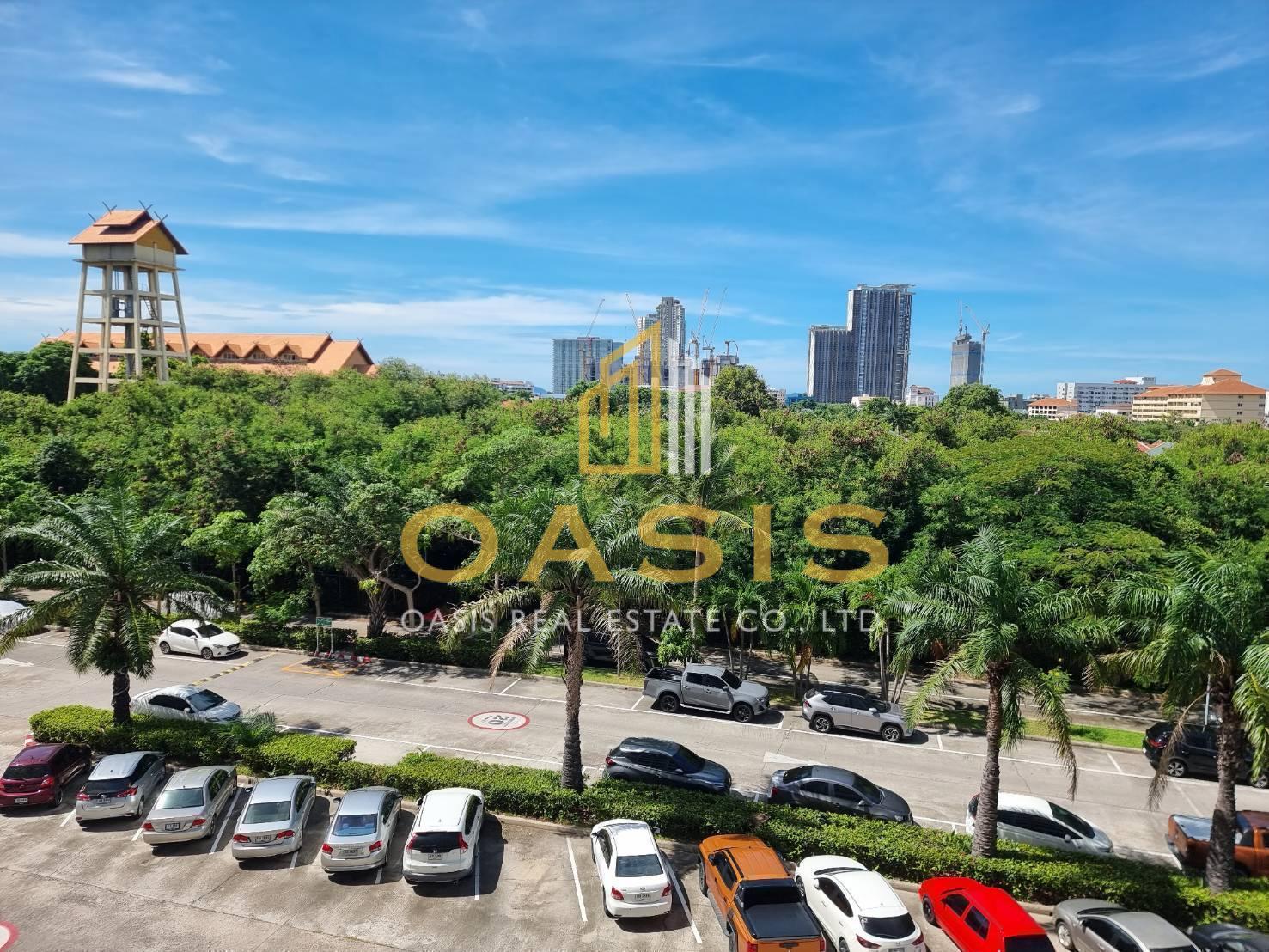 Spacious 1 Bedroom for Sale View Talay 2B Condominium