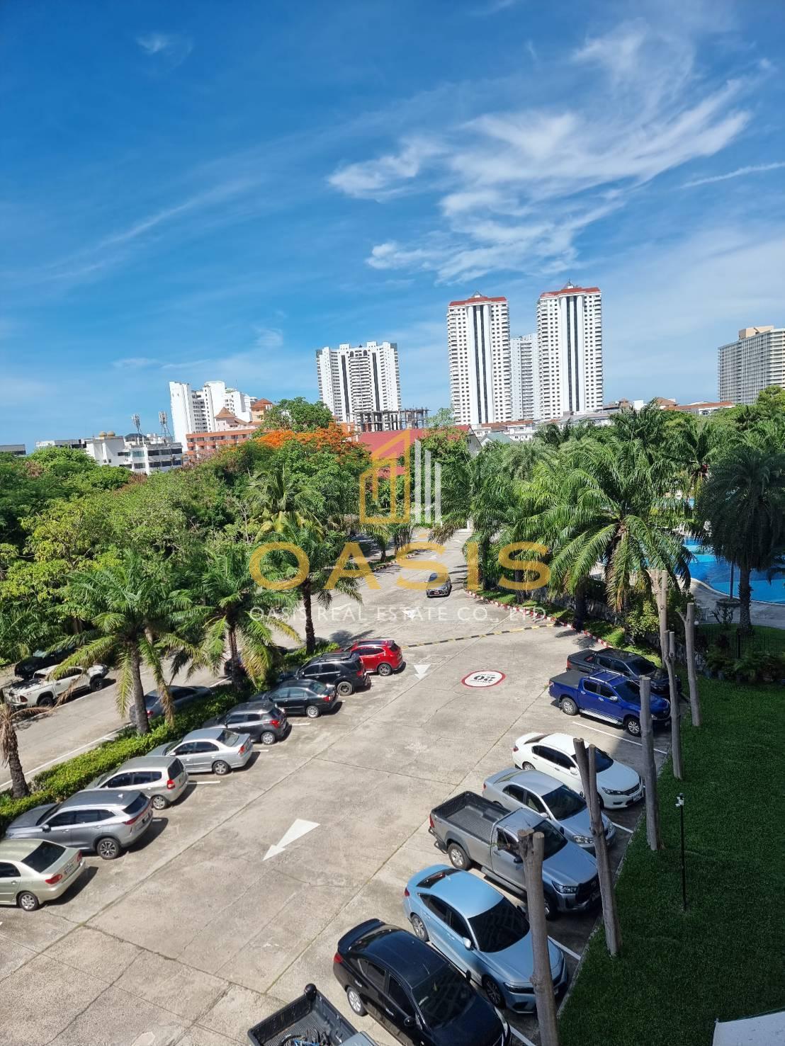 Spacious 1 Bedroom for Sale View Talay 2B Condominium