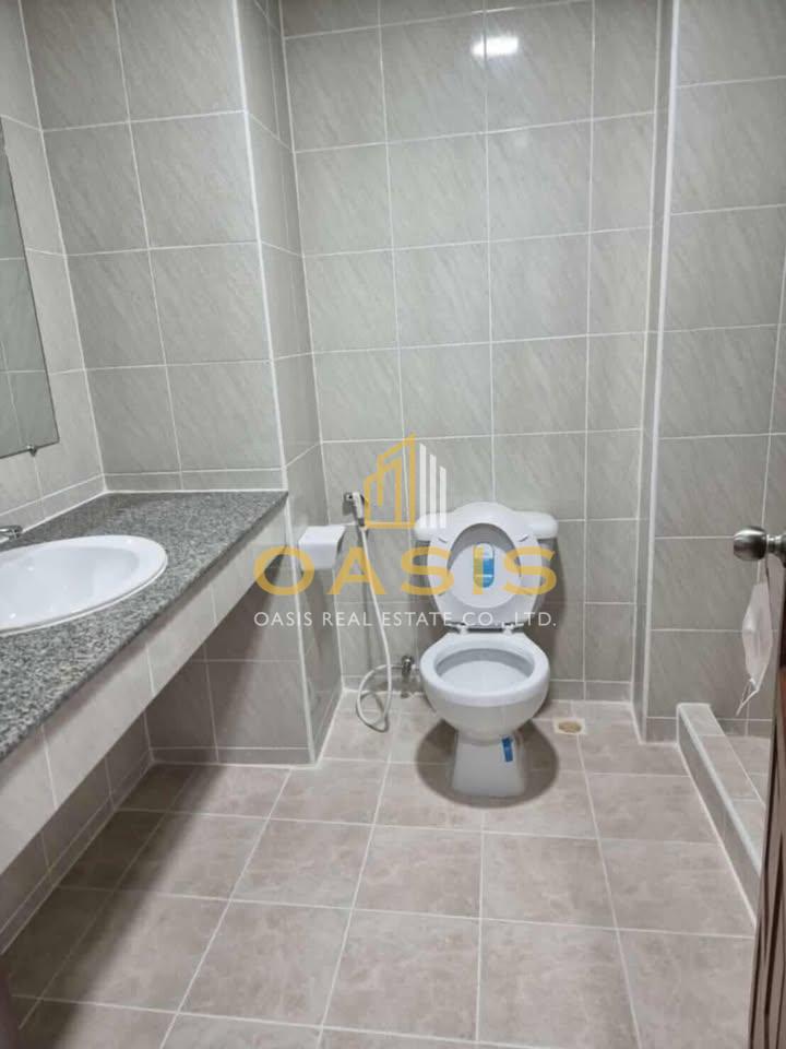 Unfurnished Studio Condo for Sale Jomtien