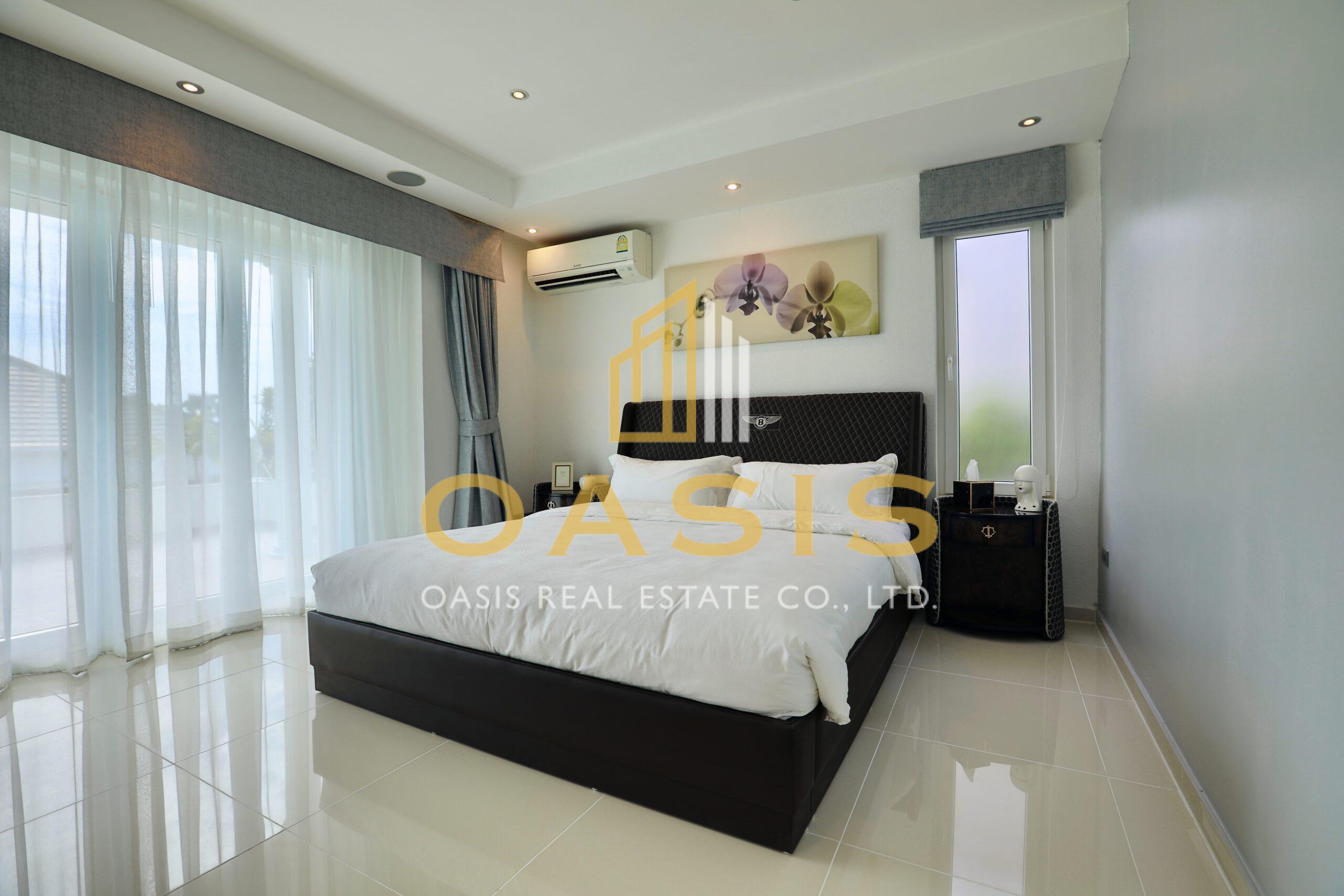 Exquisite Pool Villa for Sale Siam Royal View