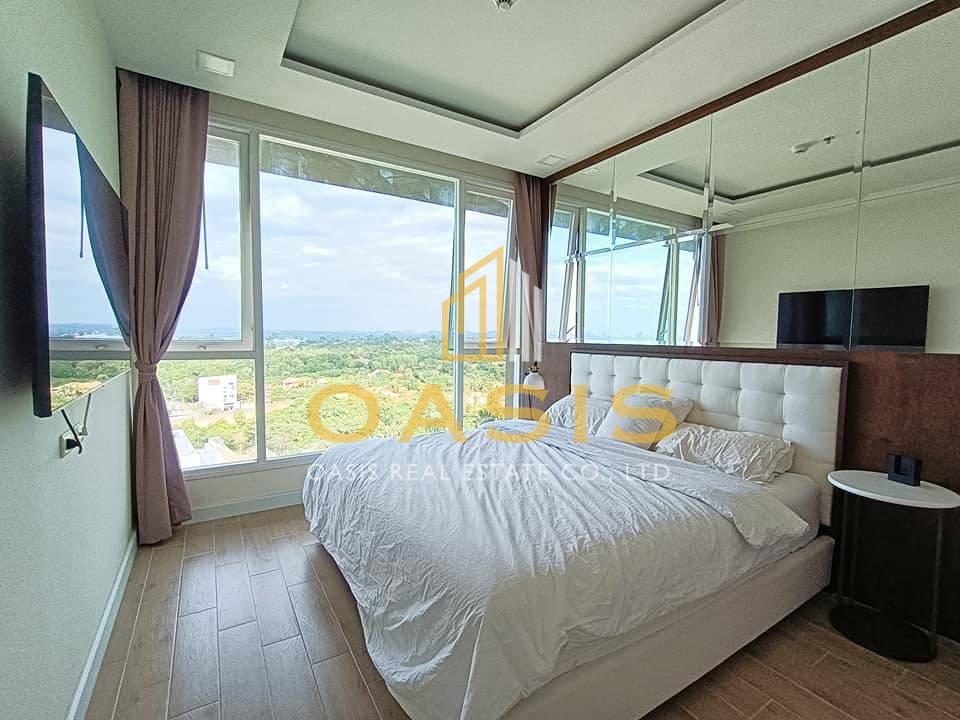 2 Bedroom Luxury Beachfront Condo for Rent Del Mare Bang Saray