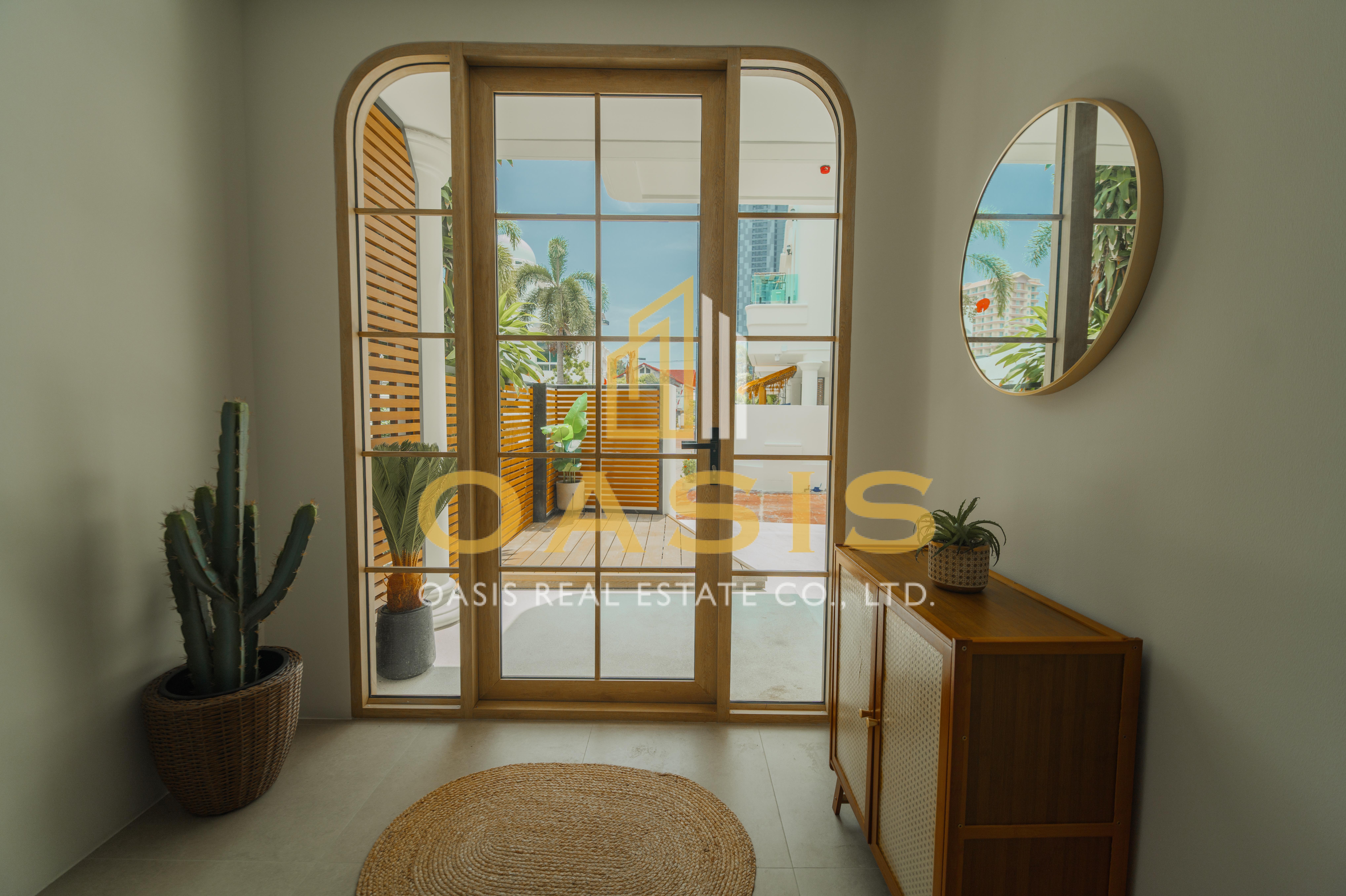 Santorini Wongamat Exclusive Place For RENT