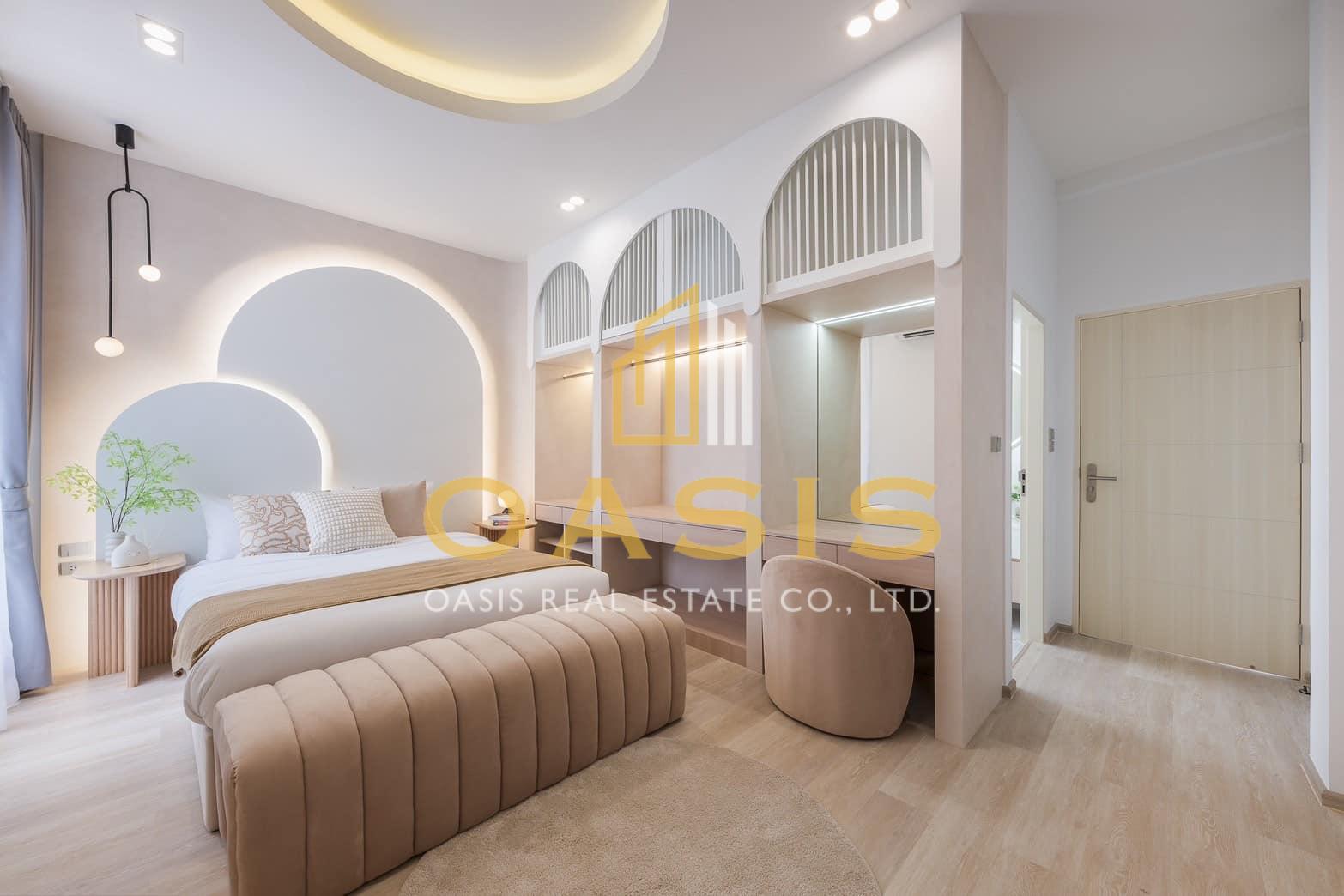 Luxury Mediterranean Pool Villa The Pool Space Villa For SALE