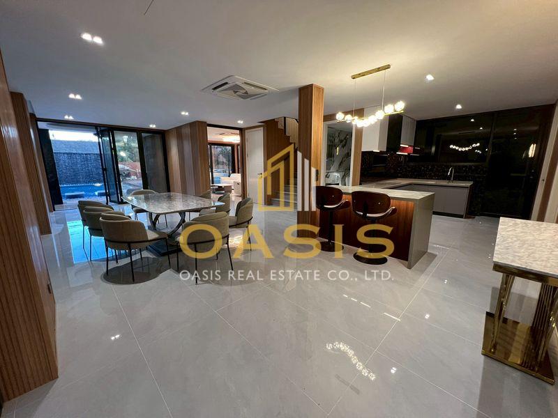 Luxury VIP Pool Villa for SALE